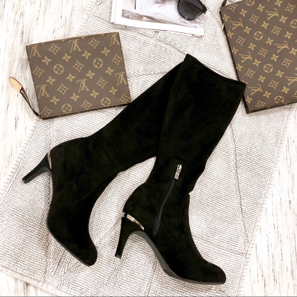 BCBGeneration Sexy Stretch Suede Black Boots sz 6 - Picture 3 of 6